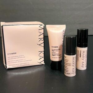 New Mary Kay Mini Microdermabrasion Set + Mini Replenishing Serum+c